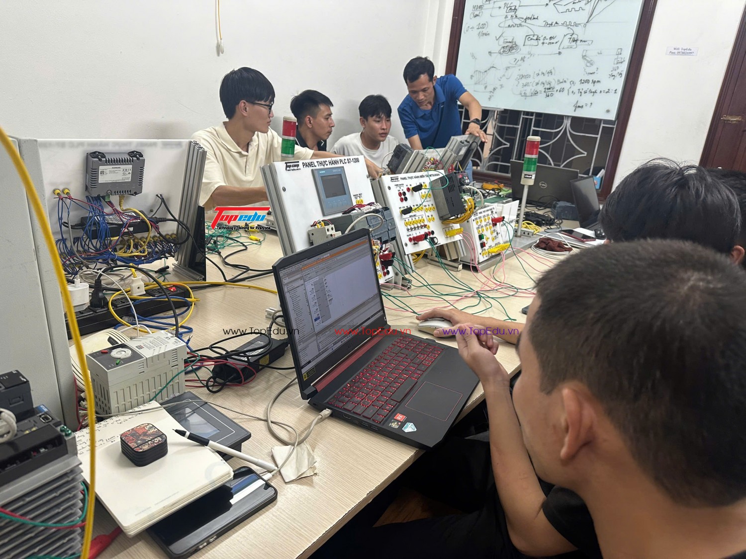 Khóa học lập trình PLC từ cơ bản đến nâng cao